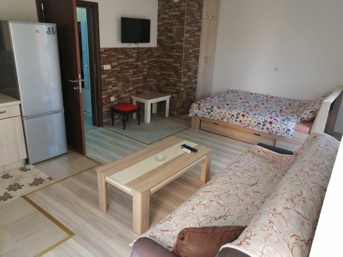 Villa Zora, Apartments Krstanoski Охрид Екстер'єр фото