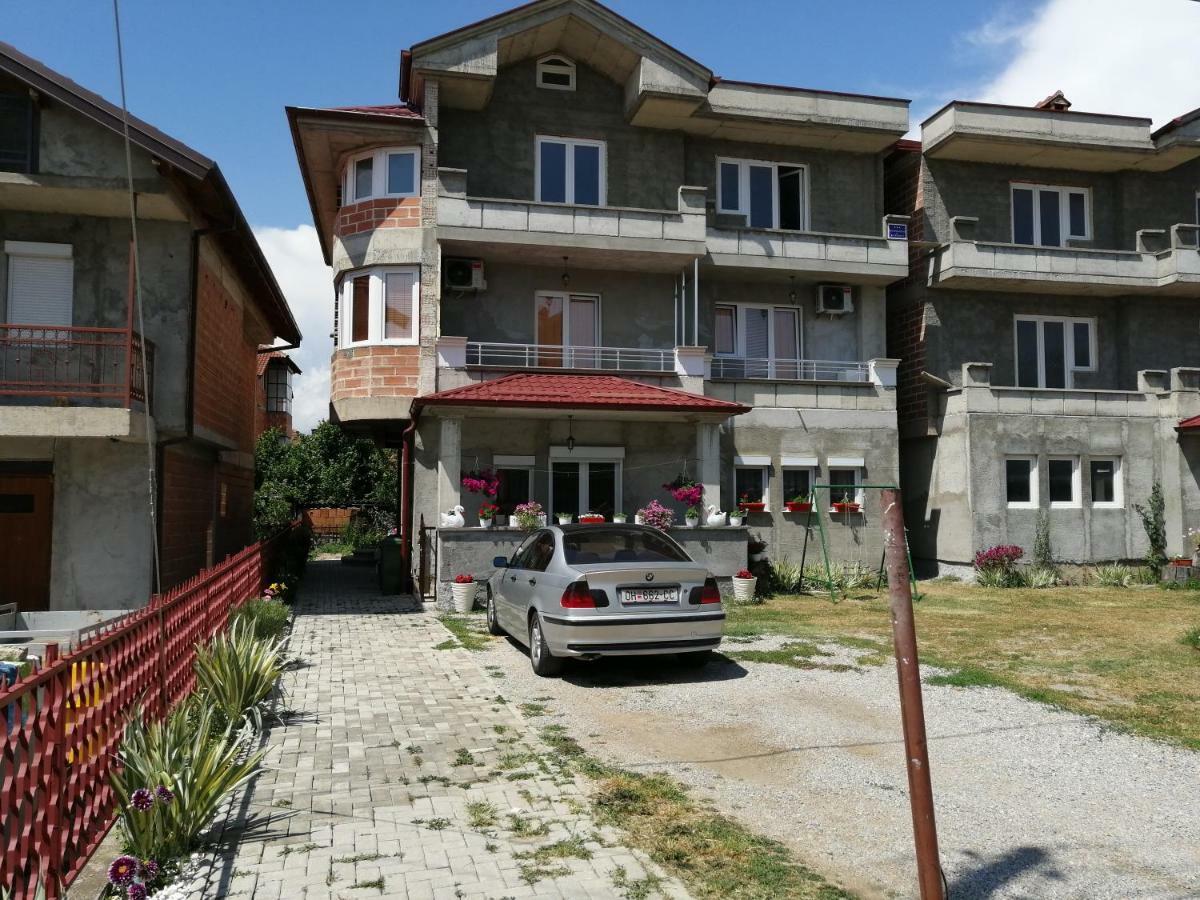 Villa Zora, Apartments Krstanoski Охрид Екстер'єр фото